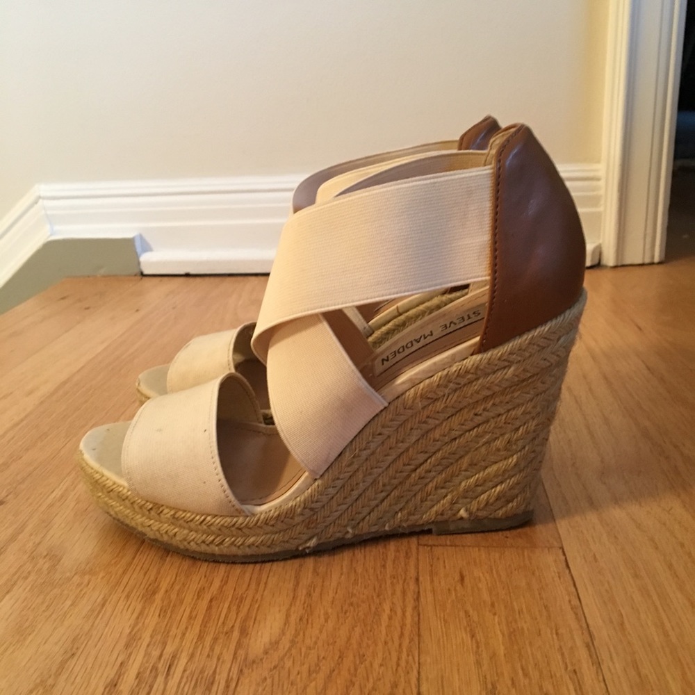 Steve Madden l Wedges l Size 6.5 l Pre-owned